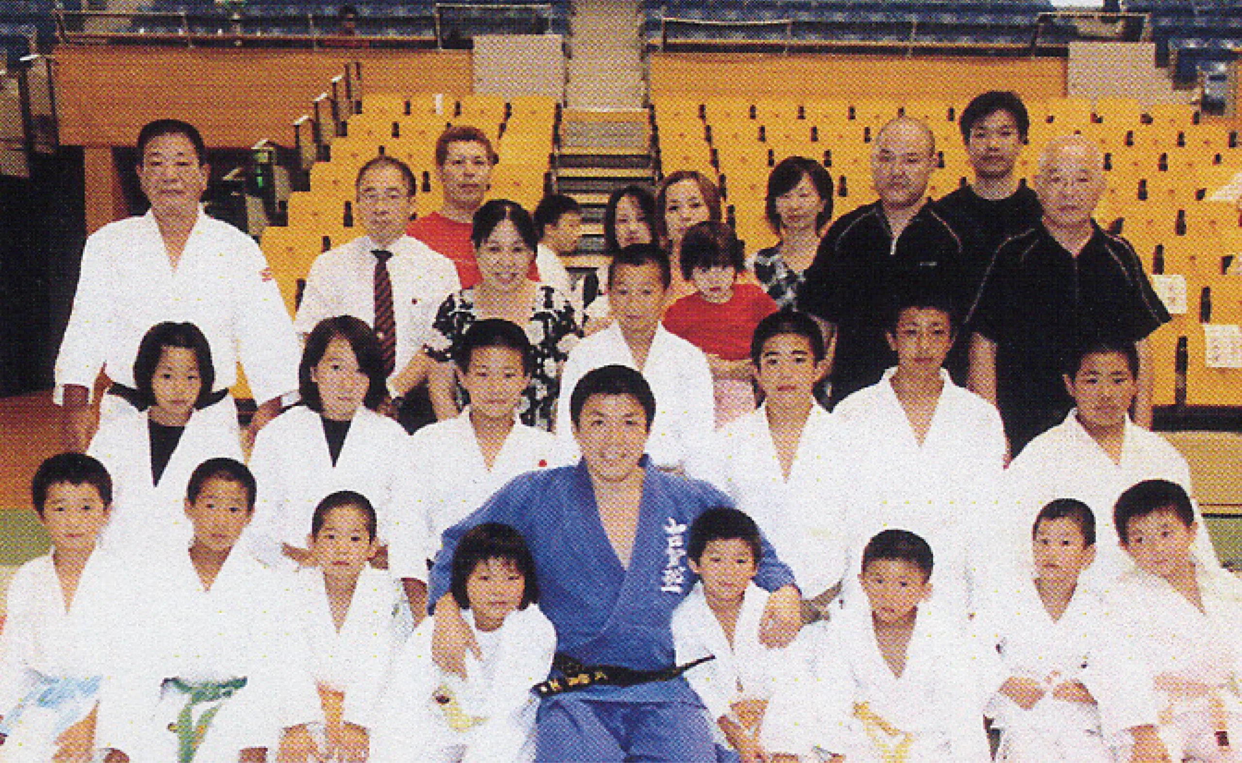 青少年柔道教室の記念写真